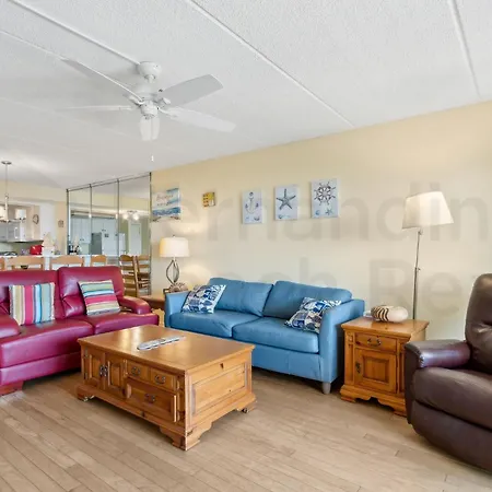 Beachfront 2Nd Floor Unit. 2 Bedroom 2 Bath Private Balcony With Sweeping Ocean View
